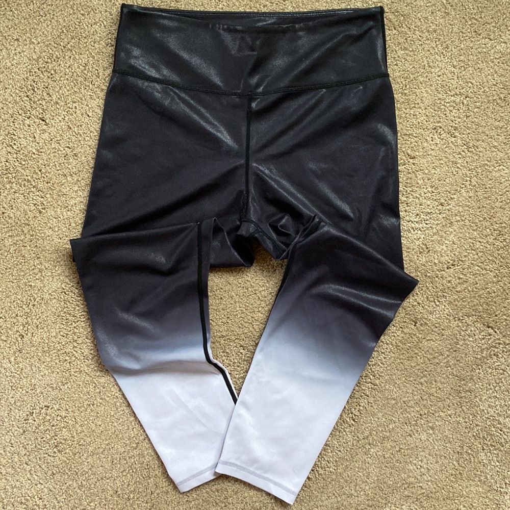 Zyia ombré metallic legging